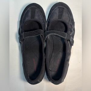 Predictions Women's Size 8 Black Suede and Nylon Flats with Adj Velcro Strap